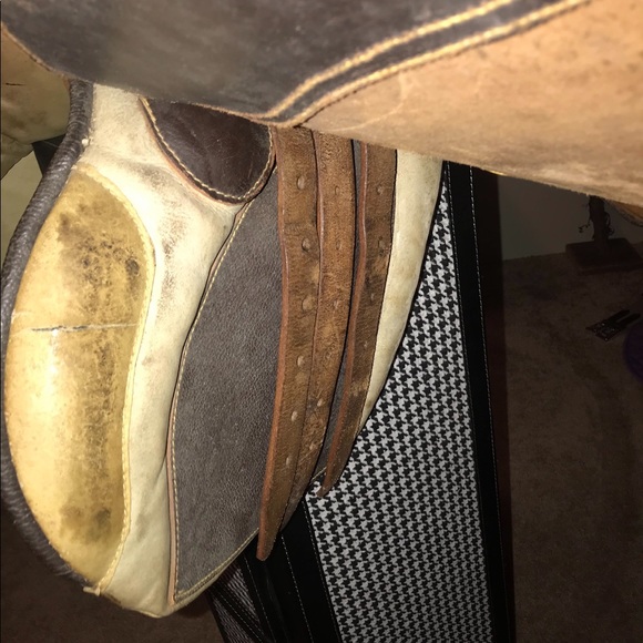Leather English Saddle - Picture 7 of 8